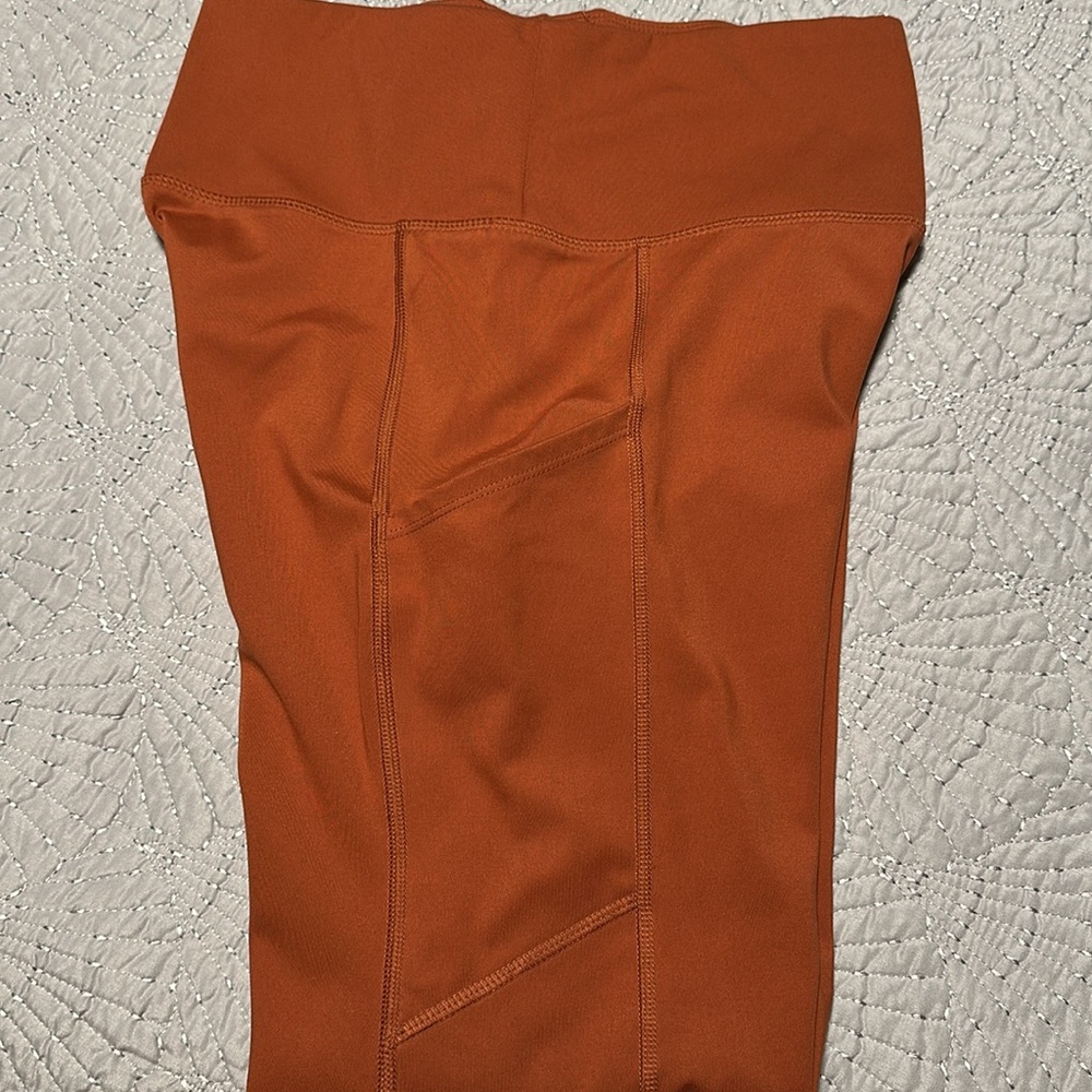 American Eagle Rust Everything Pocket Leggings, EUC (Wore Once), Size Large Long - Picture 6 of 9